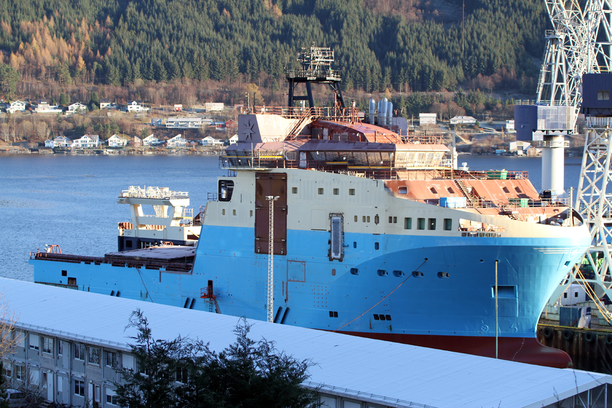 Maersk Mobilizer.jpg